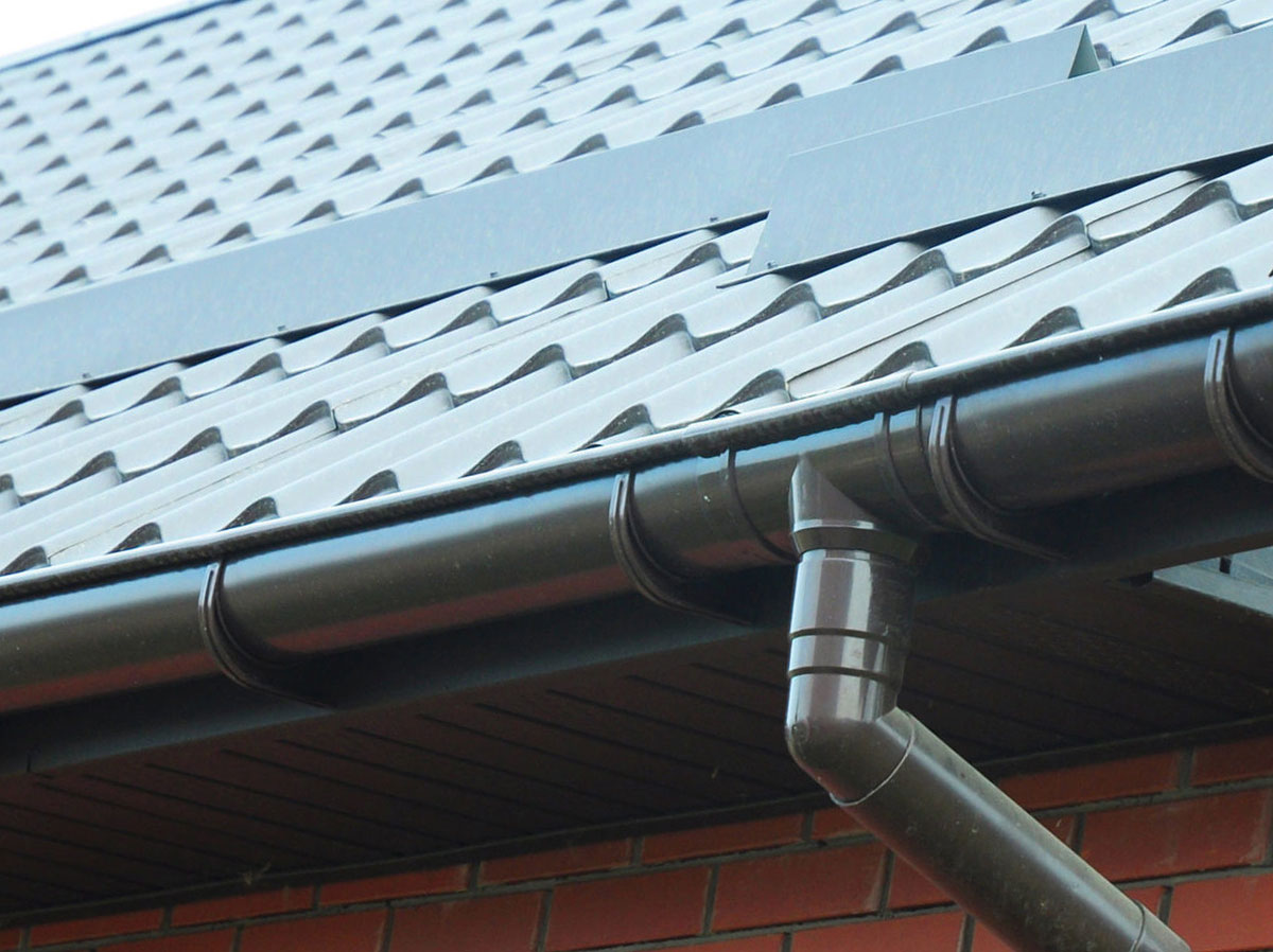 GOUTTIERES ZINC & PVC